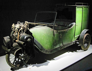 {short description of image}