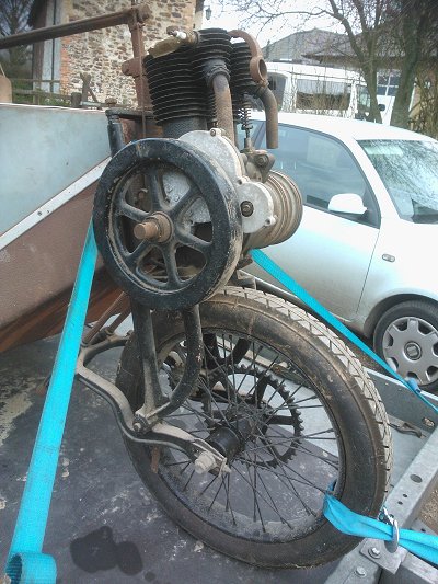 Phanomobil Vertical Twin Motor